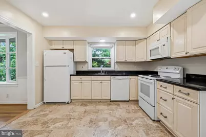 9017 Saint Andrews Place, College Park, MD 20740 - Photo 16