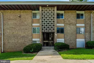 515 Wilson Bridge Dr, Oxon Hill, MD 20745 - Photo 1