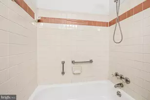 5816 N Holly Springs Dr, Capitol Heights, MD 20743 - Photo 24
