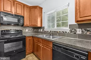 15409 Bennetts Run Ct, Brandywine, MD 20613 - Photo 12