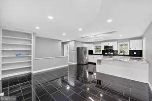 3604 Halloway N, Upper Marlboro, MD 20772 - Photo 8