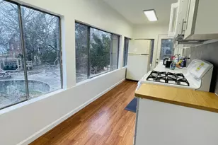 9066 Baltimore Ave, College Park, MD 20740 - Photo 12