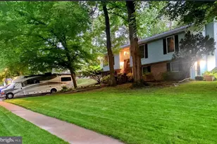 8301 Heatherwick Dr, Brandywine, MD 20613 - Photo 2