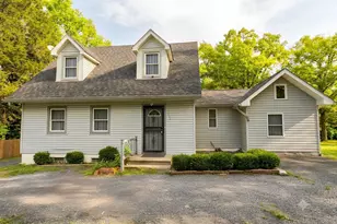 5724 Middleton Ln, Temple Hills, MD 20748 - Photo 2
