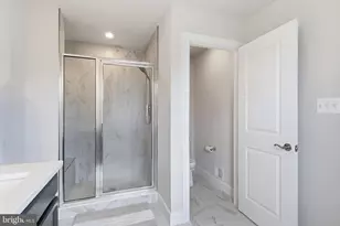 10851 Foxtrot Cir, Upper Marlboro, MD 20772 - Photo 18