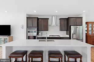 10851 Foxtrot Cir, Upper Marlboro, MD 20772 - Photo 4