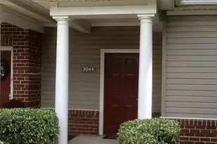 3044 Irma Ct, Suitland, MD 20746 - Photo 2