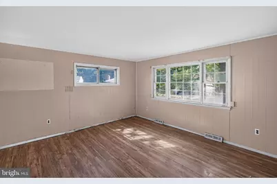 1917 Glendora Drive, District Heights, MD 20747 - Photo 4