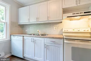 13 Hillside Rd, Greenbelt, MD 20770 - Photo 2