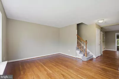7632 W Park Drive, Hyattsville, MD 20783 - Photo 2