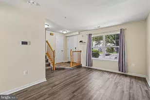 6233 E Hil Mar Cir, District Heights, MD 20747 - Photo 6