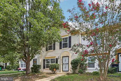 6233 E Hil Mar Circle, District Heights, MD 20747 - Photo 2
