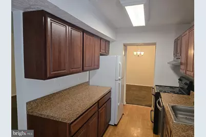 7814 Hanover Parkway #304, Greenbelt, MD 20770 - Photo 6