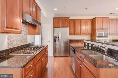 5214 Lynns Retreat Drive #144, Bowie, MD 20720 - Photo 4