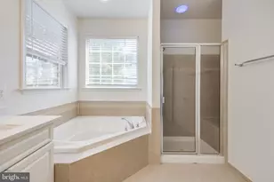 5214 Lynns Retreat Dr, Bowie, MD 20720 - Photo 22