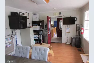 7310 Central Avenue, Capitol Heights, MD 20743 - Photo 10