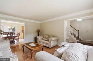 10205 Balsamwood Dr, Laurel, MD 20708 - Photo 4