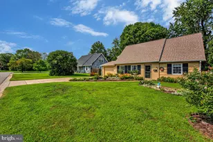 12604 Bunting Ln, Bowie, MD 20715 - Photo 4