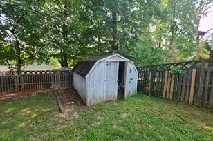 6413 Tiffany Ct, Lanham, MD 20706 - Photo 24