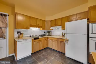 11729 Redwood Dr E, Brandywine, MD 20613 - Photo 10
