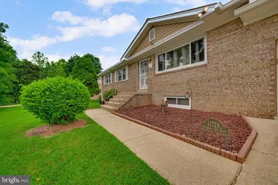 11729 Redwood Drive E, Brandywine, MD 20613 - Photo 4