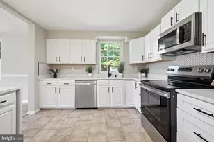 6802 Friendship Ct, Clinton, MD 20735 - Photo 8