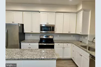 4812 Crest View Drive, Hyattsville, MD 20782 - Photo 10