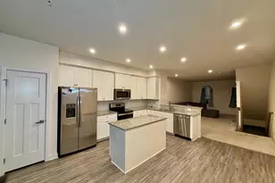 4812 Crest View Dr, Hyattsville, MD 20782 - Photo 8