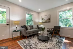 14 Laurel Hill Rd, Greenbelt, MD 20770 - Photo 2