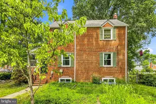 4806 Cherokee St, College Park, MD 20740 - Photo 2