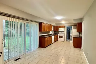 4908 Rocky Spring Ln, Bowie, MD 20715 - Photo 12