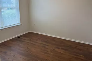 9019 Continental Pl, Hyattsville, MD 20785 - Photo 4