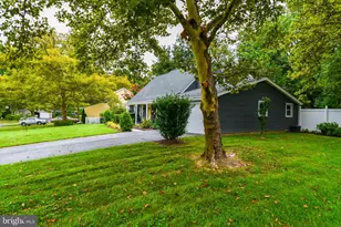 4105 Yardley Ct, Bowie, MD 20715 - Photo 8