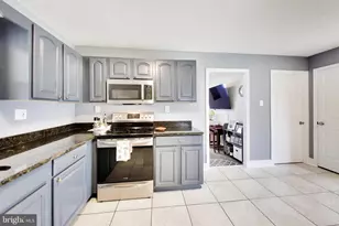 15711 Paramont Ln, Bowie, MD 20716 - Photo 8