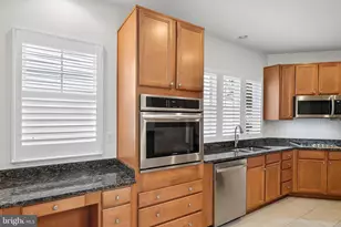 7408 Near Thicket Way, Laurel, MD 20707 - Photo 18
