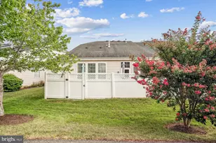 7211 Piney Woods Pl, Laurel, MD 20707 - Photo 6