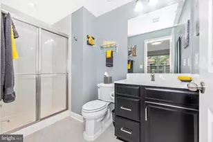 521 Triggerfish Dr, Oxon Hill, MD 20745 - Photo 36