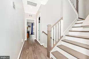 521 Triggerfish Dr, Oxon Hill, MD 20745 - Photo 24