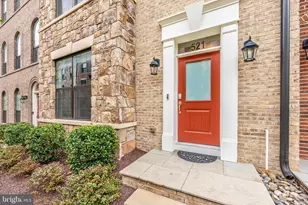 521 Triggerfish Dr, Oxon Hill, MD 20745 - Photo 2