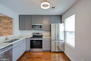 4304 Applegate Ln, Suitland, MD 20746 - Photo 12
