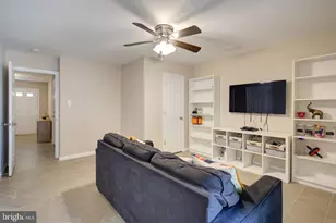 10317 Broom Ln, Lanham, MD 20706 - Photo 8