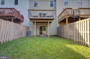 10317 Broom Ln, Lanham, MD 20706 - Photo 38