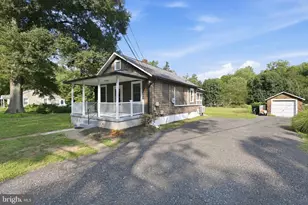 13616 Old Chapel Rd, Bowie, MD 20720 - Photo 2