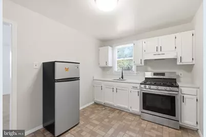 2801 Kirtland Avenue, District Heights, MD 20747 - Photo 2