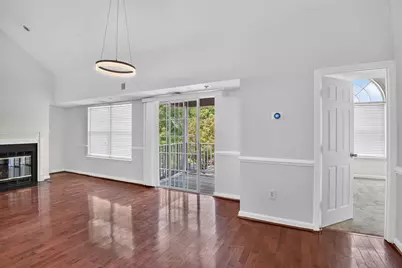 9816 Lake Pointe Court #302, Upper Marlboro, MD 20774 - Photo 2