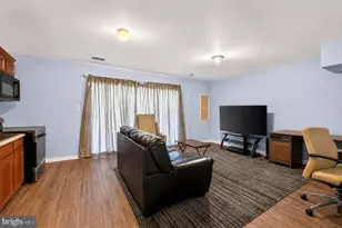 3510 Cherry Hill Ct, Beltsville, MD 20705 - Photo 4