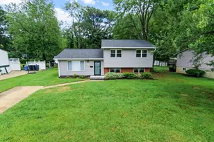 8636 Reicher St, Landover, MD 20785 - Photo 2