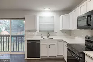 940 Abel Ave, Capitol Heights, MD 20743 - Photo 2