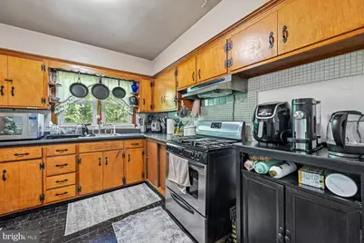 7308 Finns Lane, Lanham, MD 20706 - Photo 10
