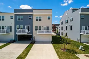 612 Maple Lawn Dr, Bowie, MD 20716 - Photo 2